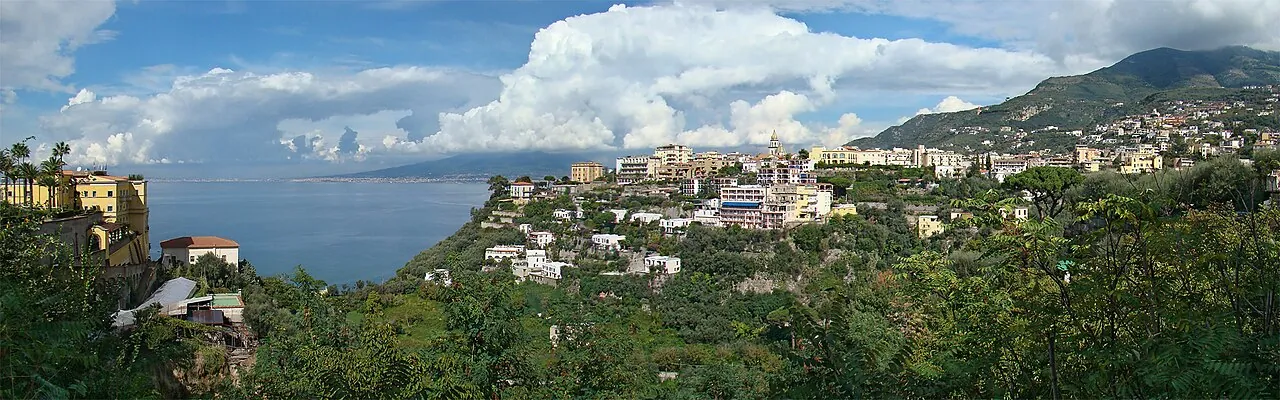 La costa di Vico Equense